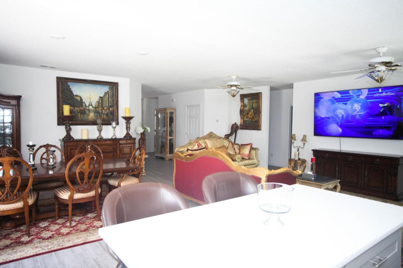 A beautiful queen bedroom Orlando Extérieur photo