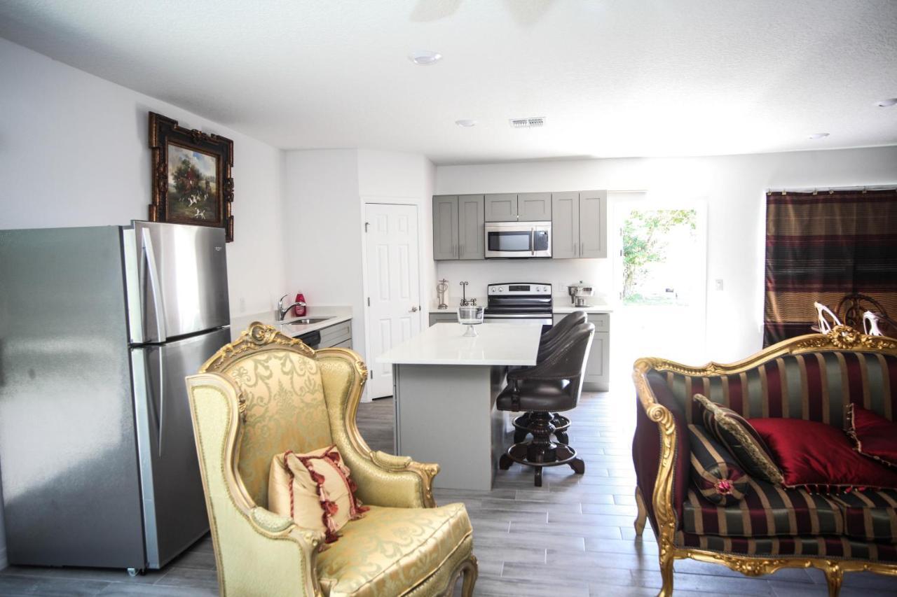 A beautiful queen bedroom Orlando Extérieur photo