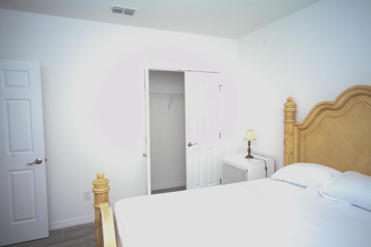 A beautiful queen bedroom Orlando Extérieur photo